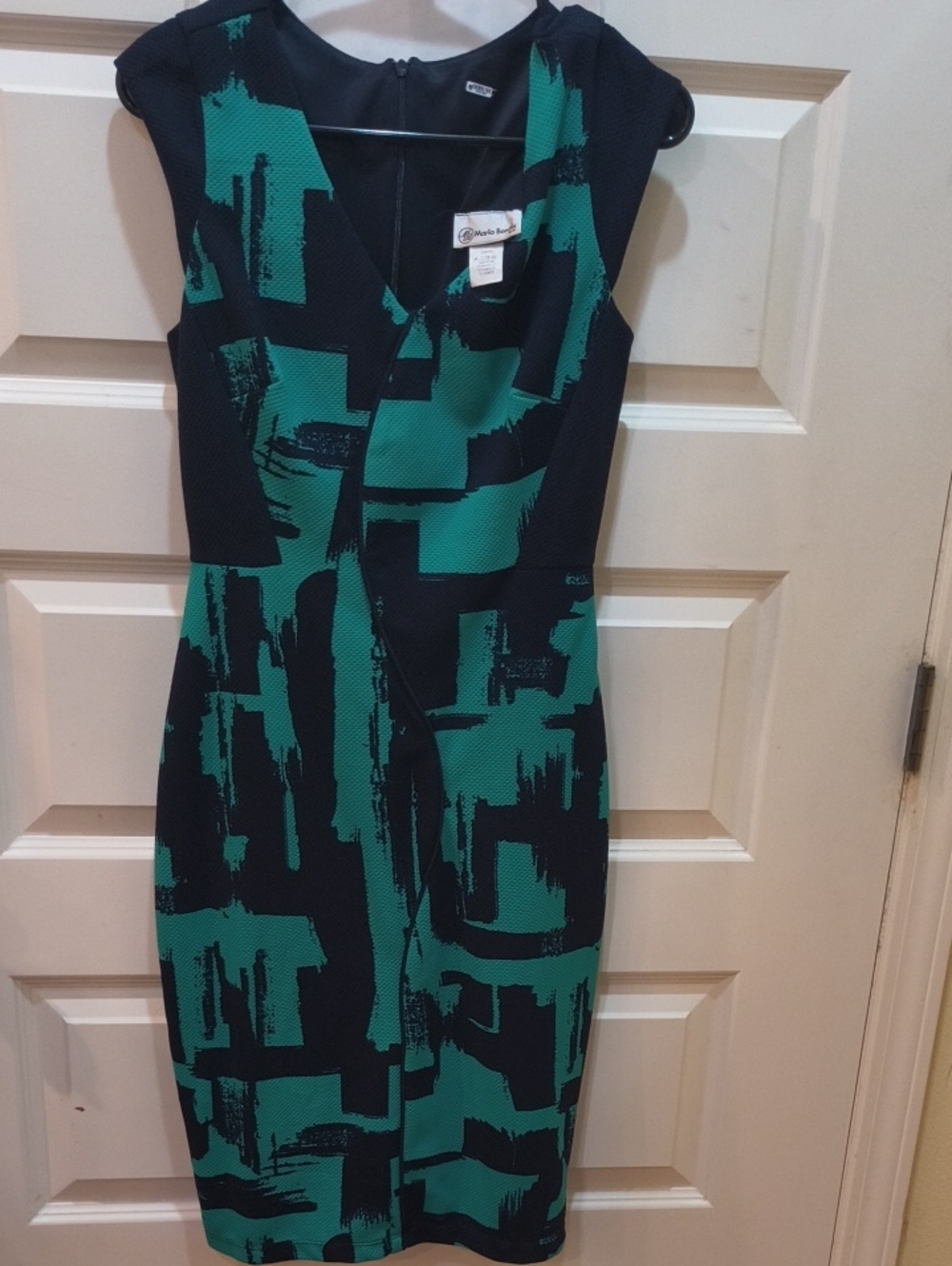 Abstract Green and Black V-Neck Sheath Dress by Nicole Miller
